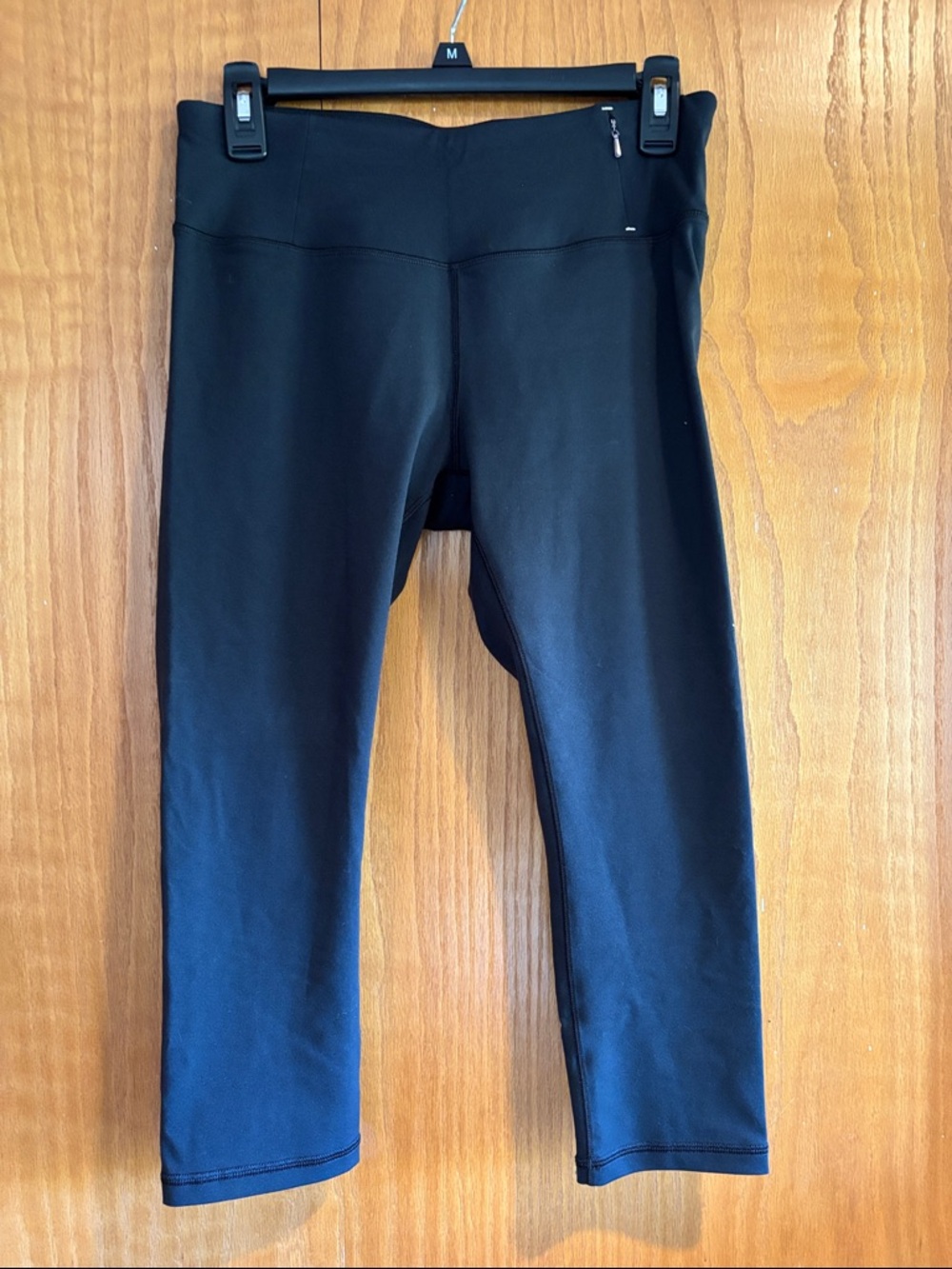 Calia by Carrie Underwood, black leggings, medium